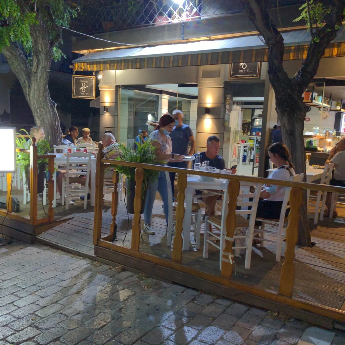 «Τύλιξε το» — Γύρος Σουβλάκι Βικτώρια φωτογραφία 1