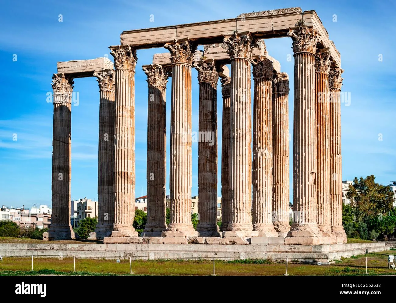 Temple of Olympian Zeus & Hadrian's Arch photo 1